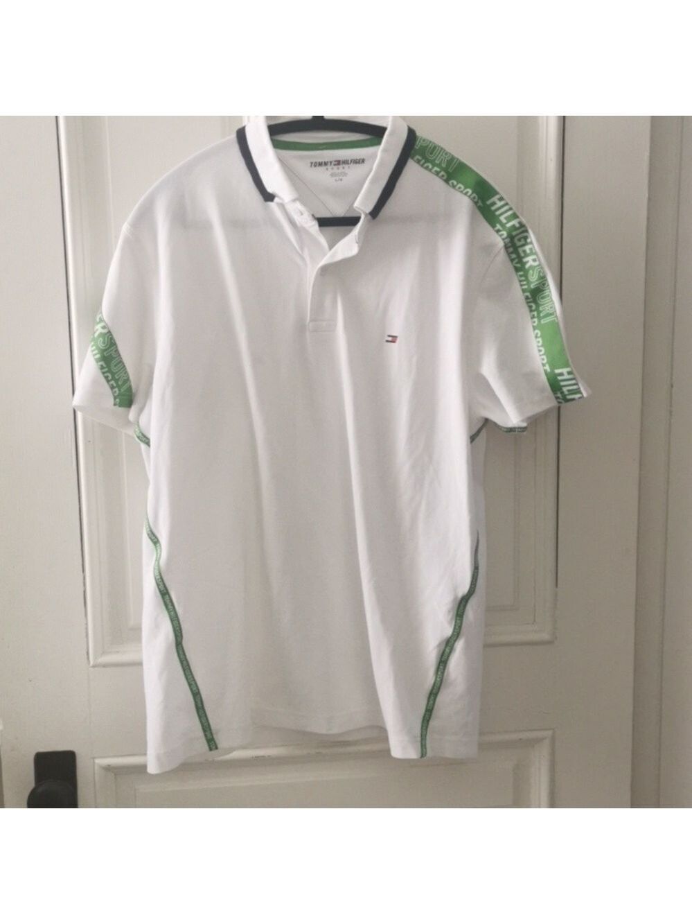 Tommy Hilfiger Y2K polo shirt. Size large. EUC